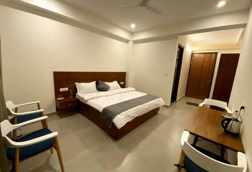 Chambre Standard Lit King Size, Windmill Inn