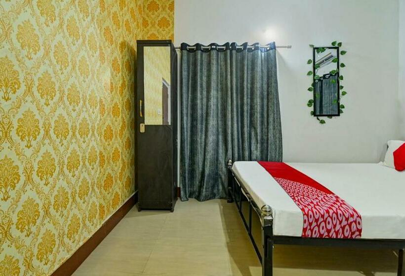 חדר קלאסי לשלושה, Oyo Flagship Ashiyana