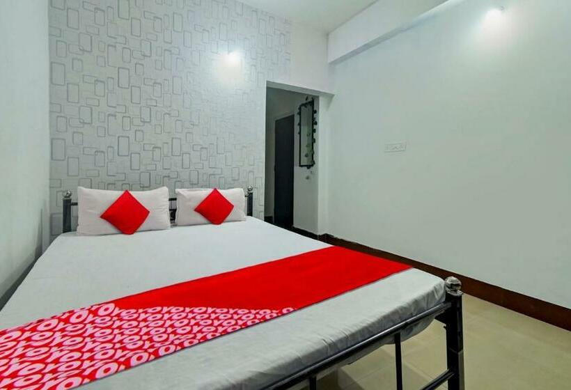 חדר קלאסי לשלושה, Oyo Flagship Ashiyana