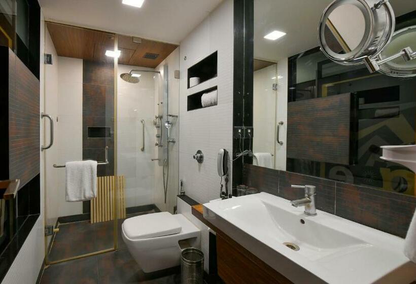 غرفة سوبيريور, Premier Tamanna