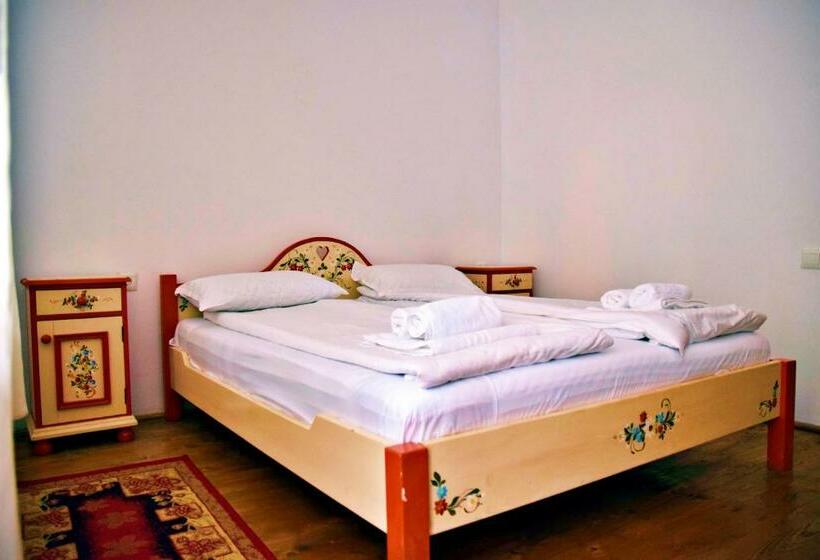 Номер Стандарт, Pensiunea 7 Tei