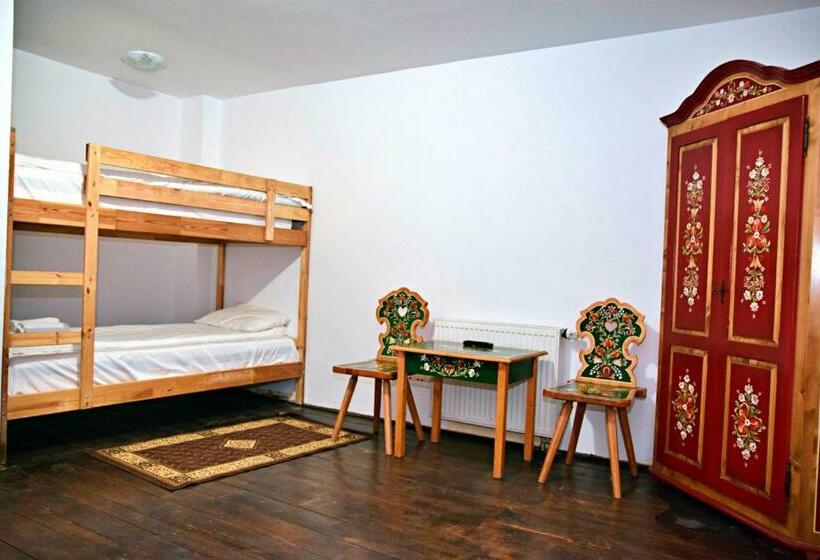 Номер Стандарт Трехместный, Pensiunea 7 Tei