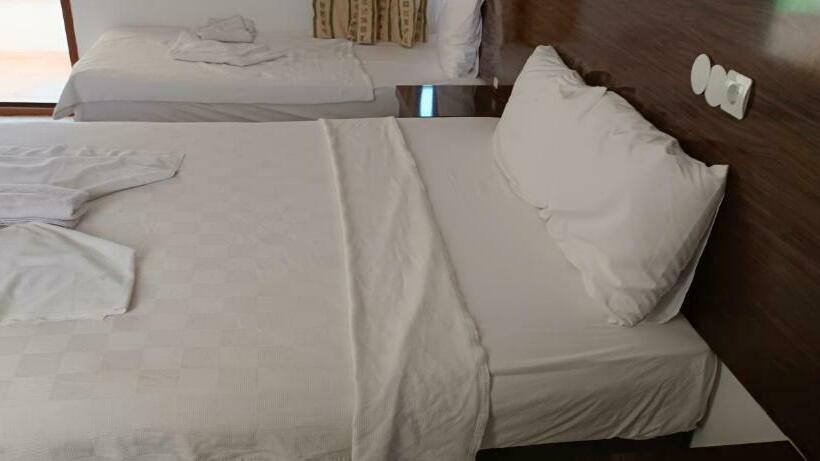 اتاق خانوادگی, Grand Atlas