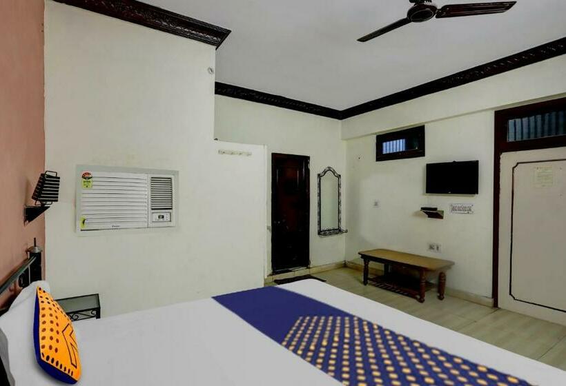 三人经典房间, Spot On 81542 Hotel Aryavart