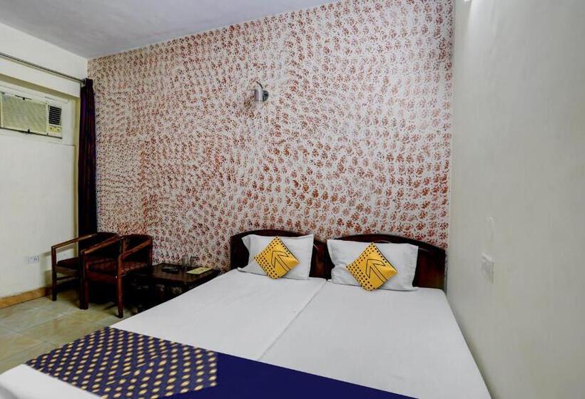 三人经典房间, Spot On 81542 Hotel Aryavart