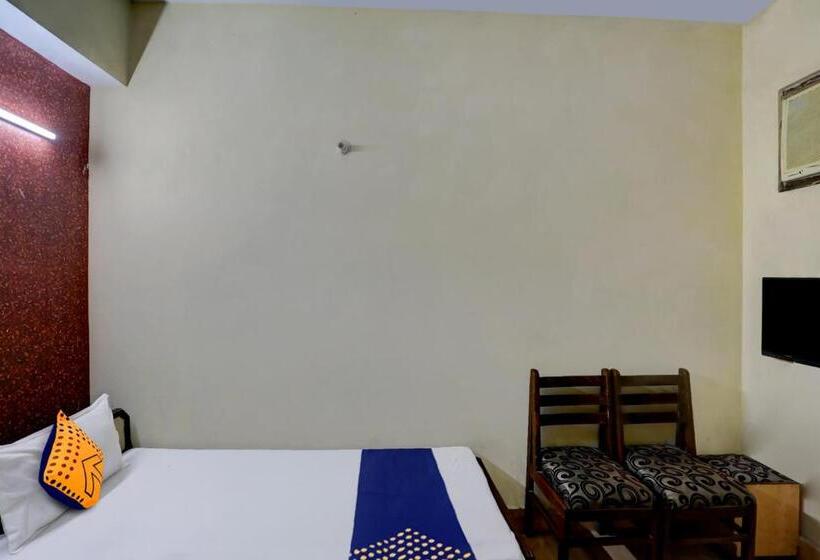 三人经典房间, Spot On 81542 Hotel Aryavart