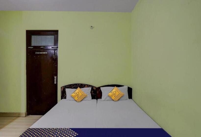 三人经典房间, Spot On 81542 Hotel Aryavart