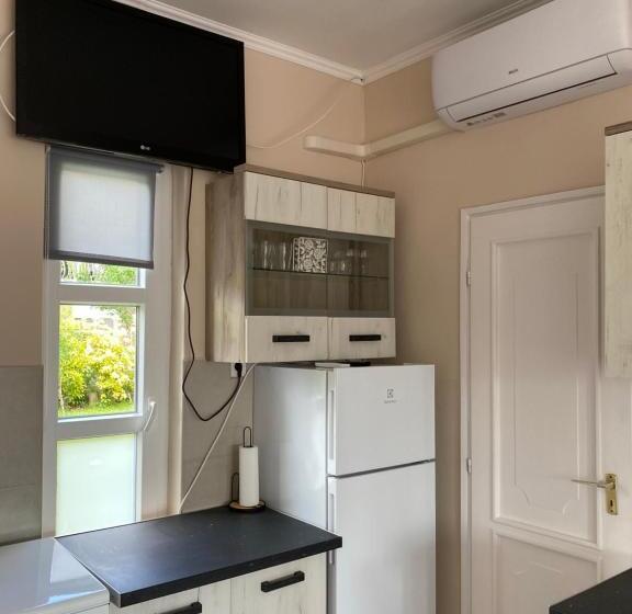 غرفة قياسية رباعية, Vázsonyi Vendégház