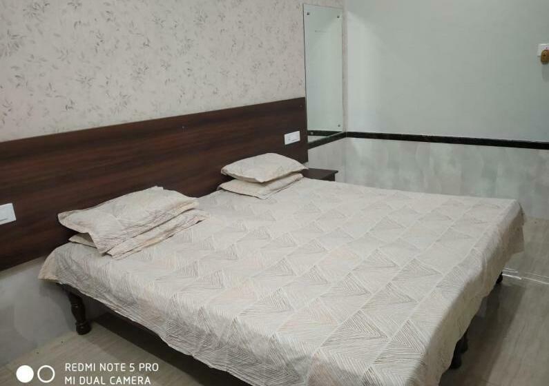 Pokój Deluxe, Goyal Bhawan