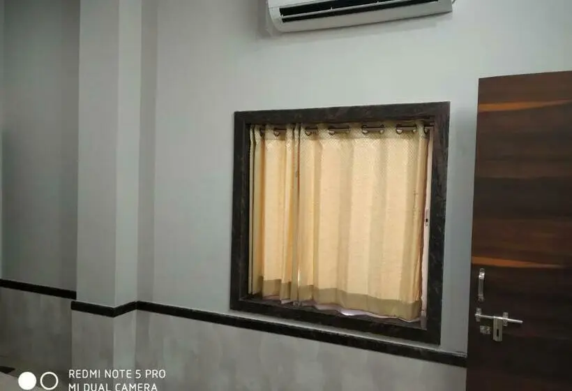Chambre Supérieure, Goyal Bhawan