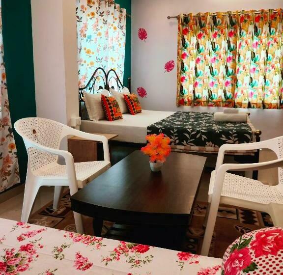 デラックスファミリールーム, Krishna Stay Guest House