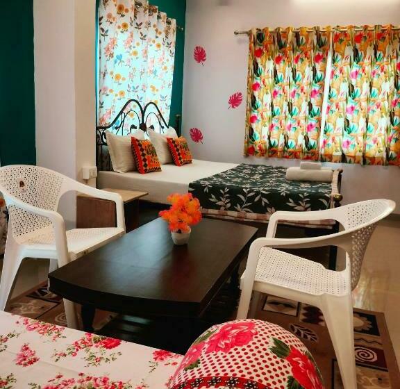 デラックスファミリールーム, Krishna Stay Guest House