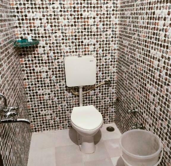 اتاق لوکس خانوادگی, Krishna Stay Guest House