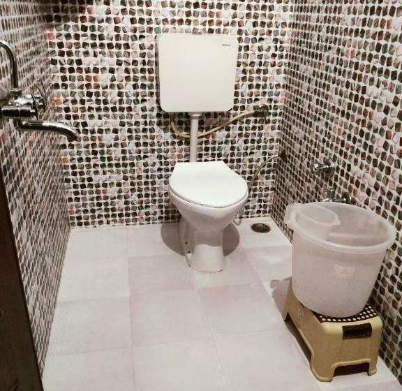 اتاق لوکس خانوادگی, Krishna Stay Guest House