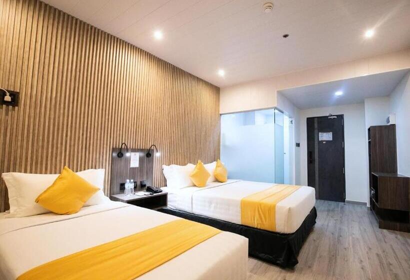 חדר סטנדרט לשלושה, City Pod