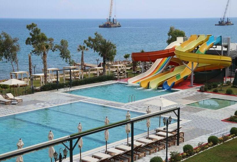 غرفة قياسية مزوَّدة بشُرفة, Toros Deluxe Resort