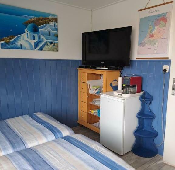 Номер Стандарт, Unia S Verhuur