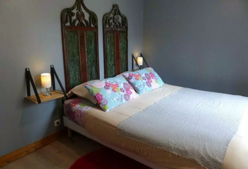 スタンダード4人部屋, Chambre D Hôtes Logis De Saint Jean