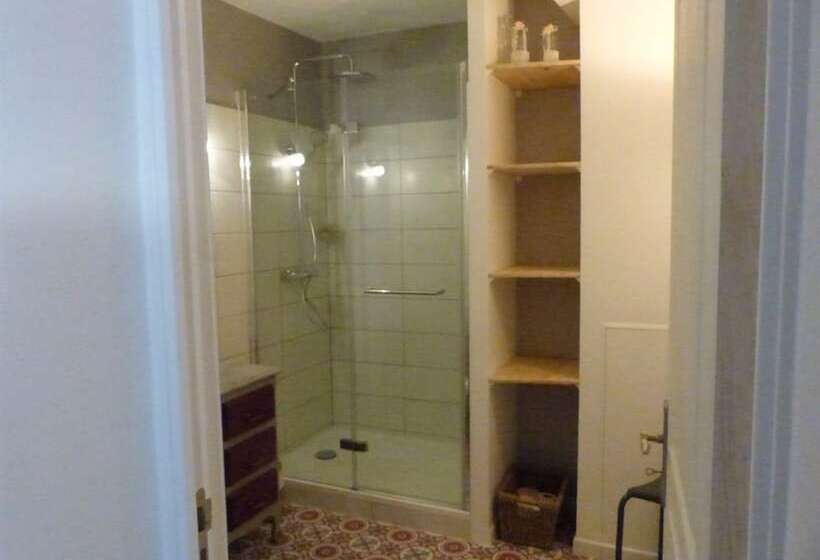 コンフォートルーム, Chambre D Hôtes Logis De Saint Jean