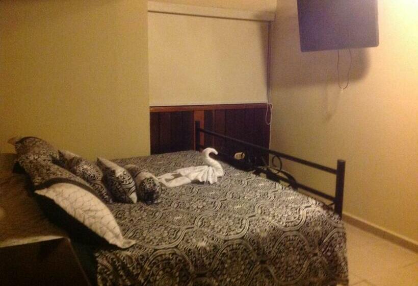 스탠다드 트리플 룸, Central Boquete