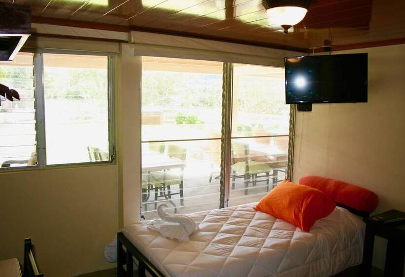 스탠다드 트리플 룸, Central Boquete