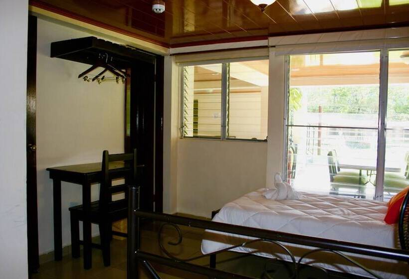 스탠다드 트리플 룸, Central Boquete