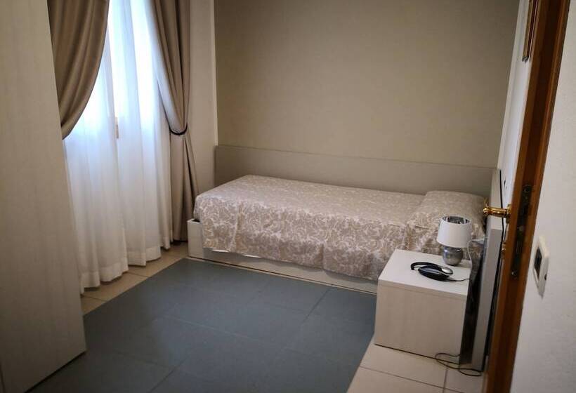 اتاق استاندارد یک نفره, Domus Ciliota