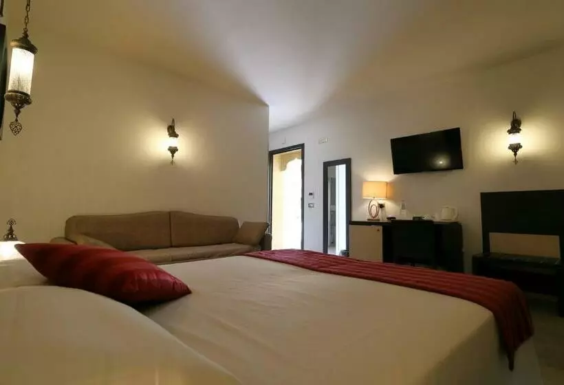 Standard Kolmen Hengen Huone, Riad Comfort Rooms