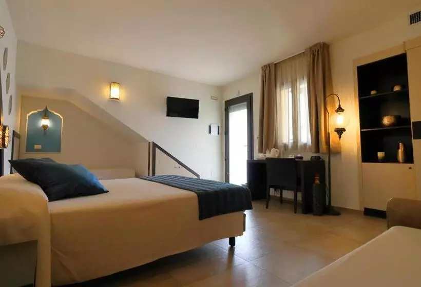 Deluxe Neljän Hengen Huone, Riad Comfort Rooms