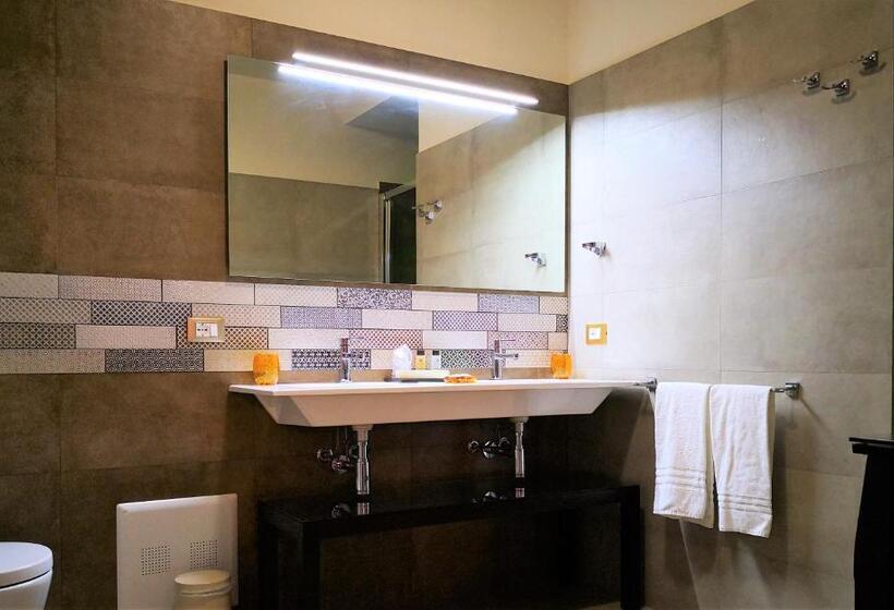 Четырехместный Номер Deluxe, Riad Comfort Rooms