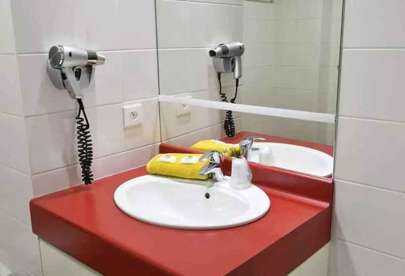 Suite with Terrace, Appart Hôtel Mer & Golf City Bordeaux Bassins à Flot