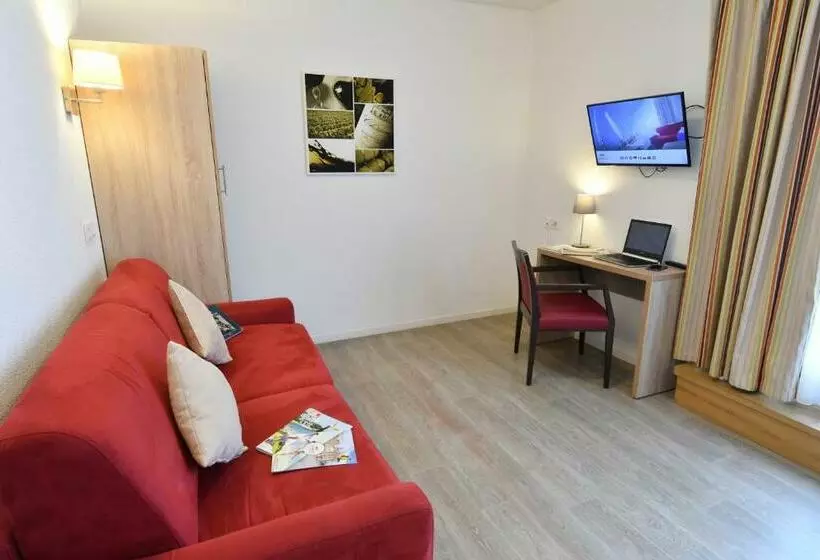 Suite with Terrace, Appart Hôtel Mer & Golf City Bordeaux Bassins à Flot