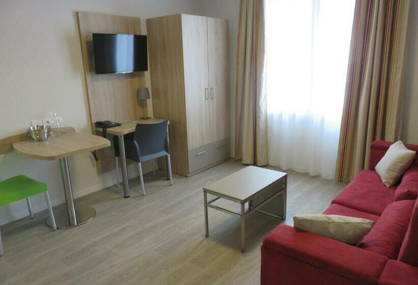 Студия Стандарт, Appart Hôtel Mer & Golf City Bordeaux Bassins à Flot