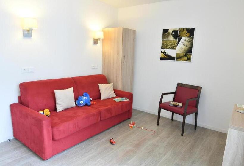 Люкс с Террасой, Appart Hôtel Mer & Golf City Bordeaux Bassins à Flot