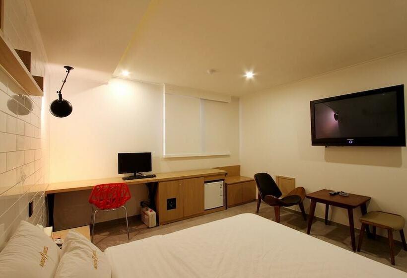 Habitació Estàndard, Bando Tourist