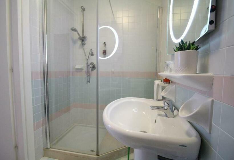 غرفة قياسية فردية, Continental B&b City