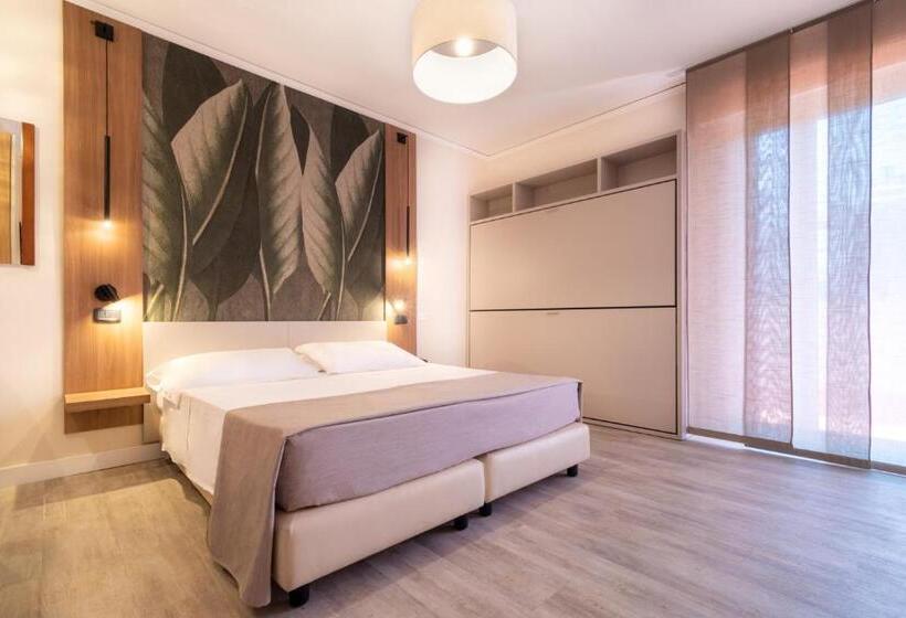 غرفة عائلية, Continental B&b City