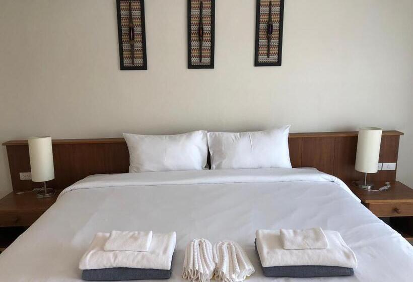 غرفة إقتصادية, Crystal Lamai