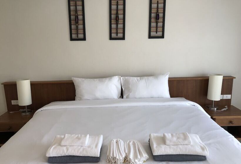 غرفة إقتصادية, Crystal Lamai