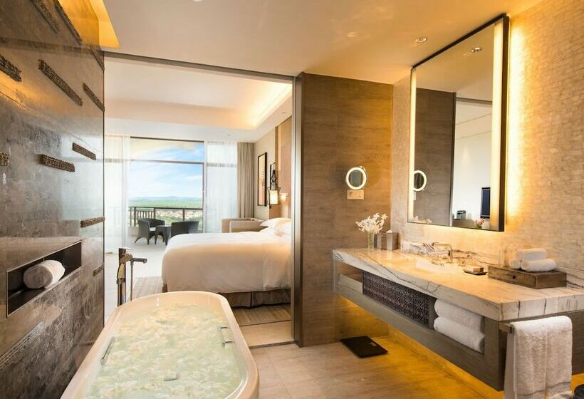 Номер Стандарт Двуспальная Кровать, Doubletree Resort By Hilton Hainan Chengmai