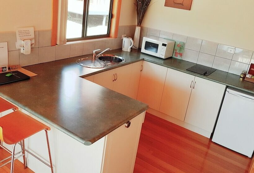 2 베드룸 프리미엄 빌라, Four Seasons Waterfront Villas