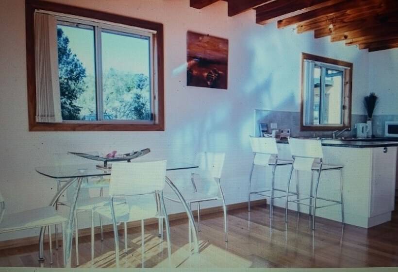 2 베드룸 프리미엄 빌라, Four Seasons Waterfront Villas