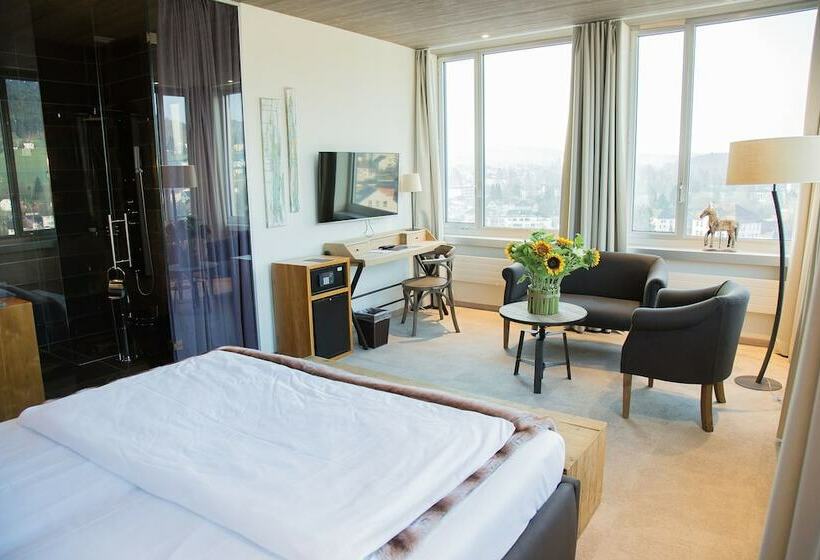 주니어 스위트, Glashaus