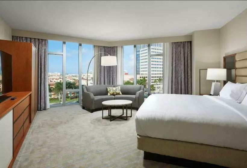 Premium Suite
