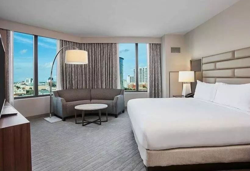 Sviitti Liikuntarajoitteisille, Hilton West Palm Beach