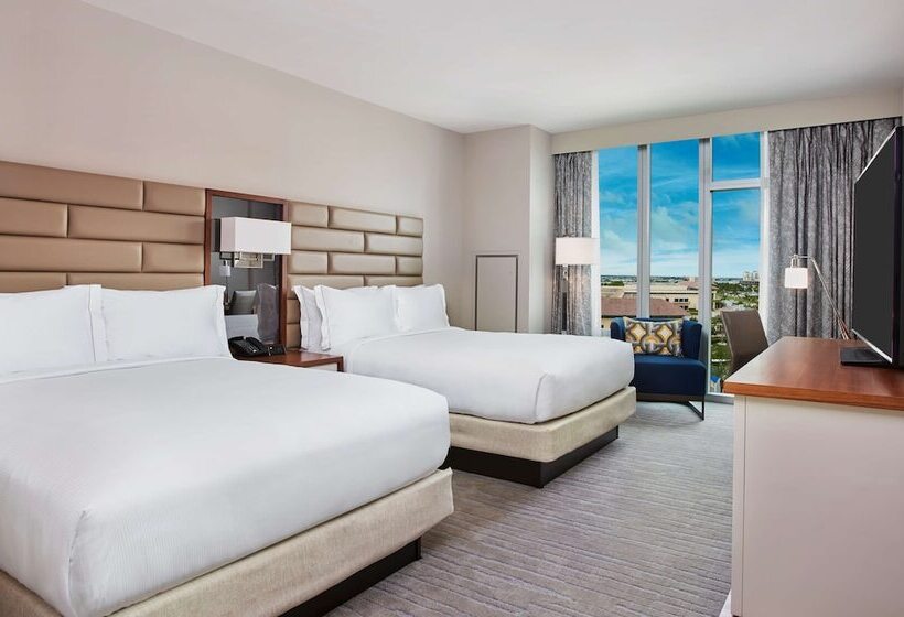 Номер Deluxe Адаптированный для Инвалидов, Hilton West Palm Beach
