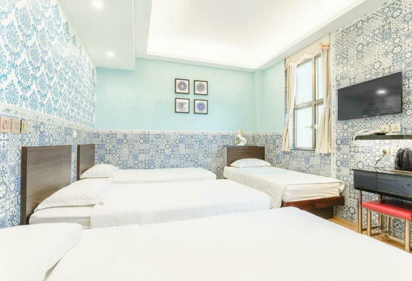 اتاق استاندارد چهار تخته, Hou Kong