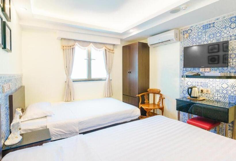 اتاق راحتی, Hou Kong