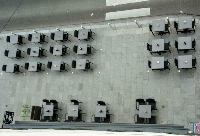 غرفة إقتصادية, Le Matisse Pau Centre