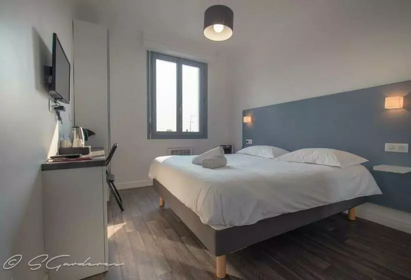اتاق اکونومی, Le Matisse Pau Centre